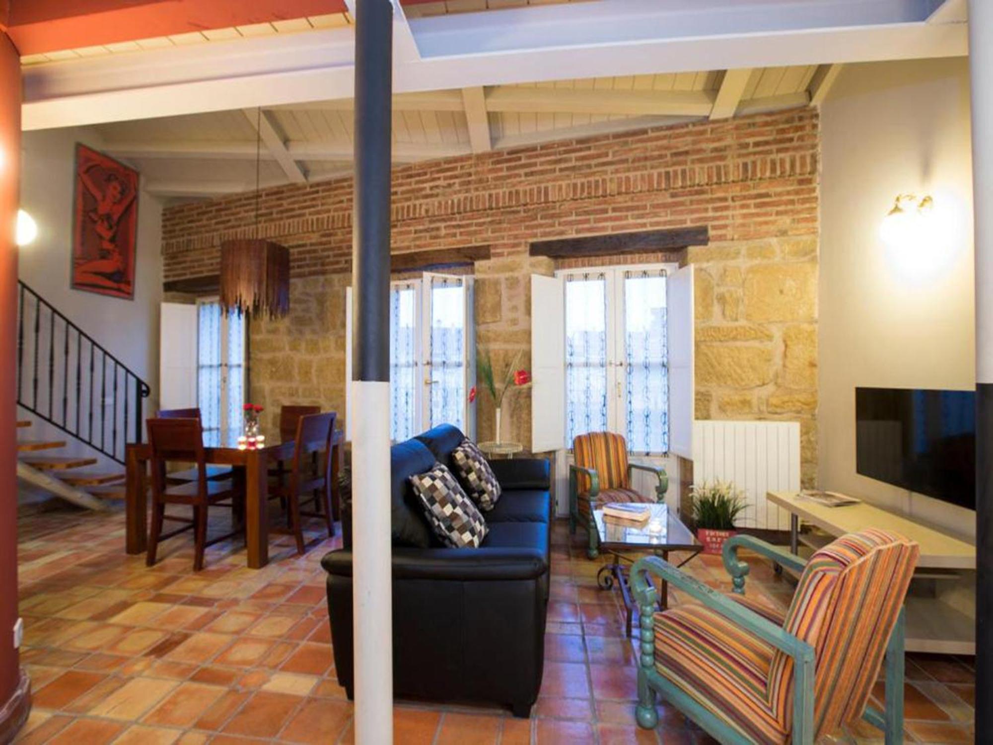 Apartamentos Senorio De Haro 3000 מראה חיצוני תמונה