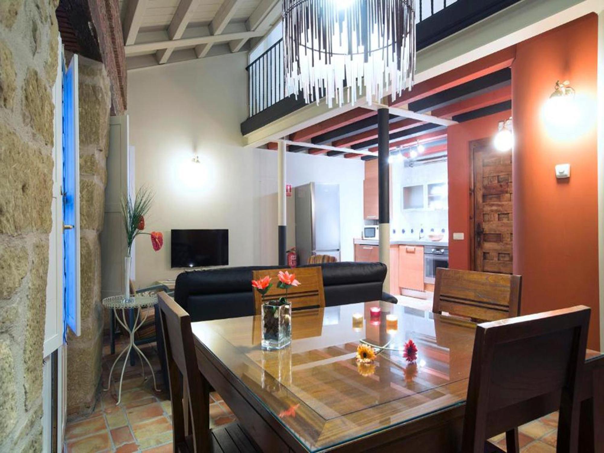 Apartamentos Senorio De Haro 3000 מראה חיצוני תמונה