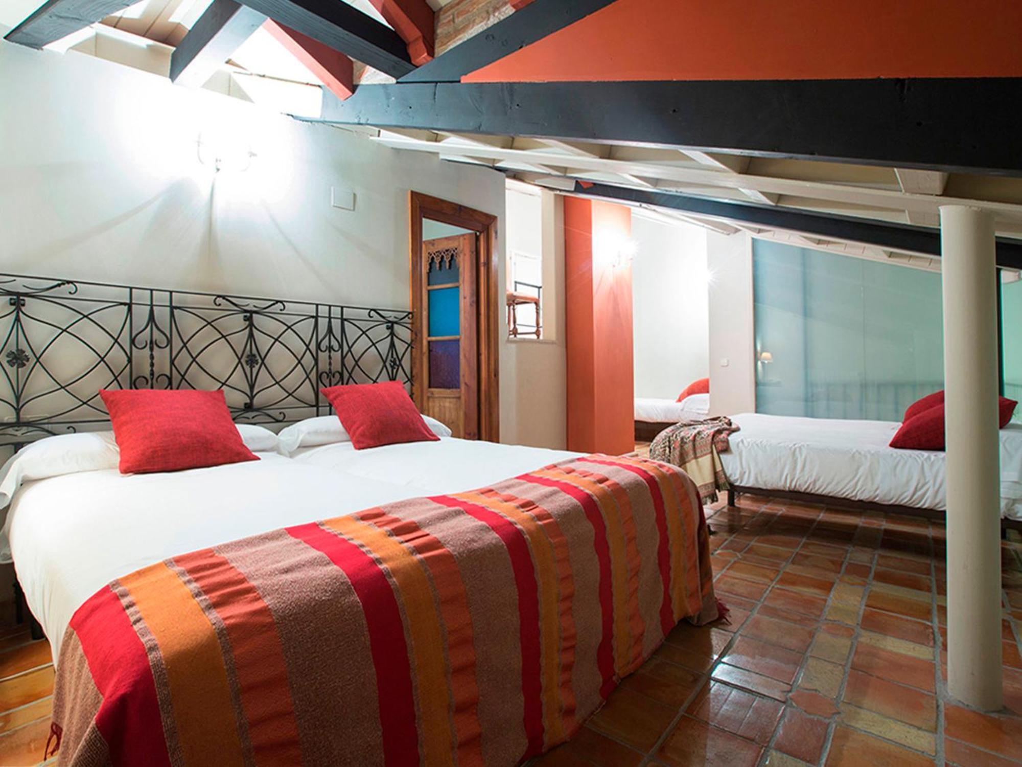 Apartamentos Senorio De Haro 3000 מראה חיצוני תמונה